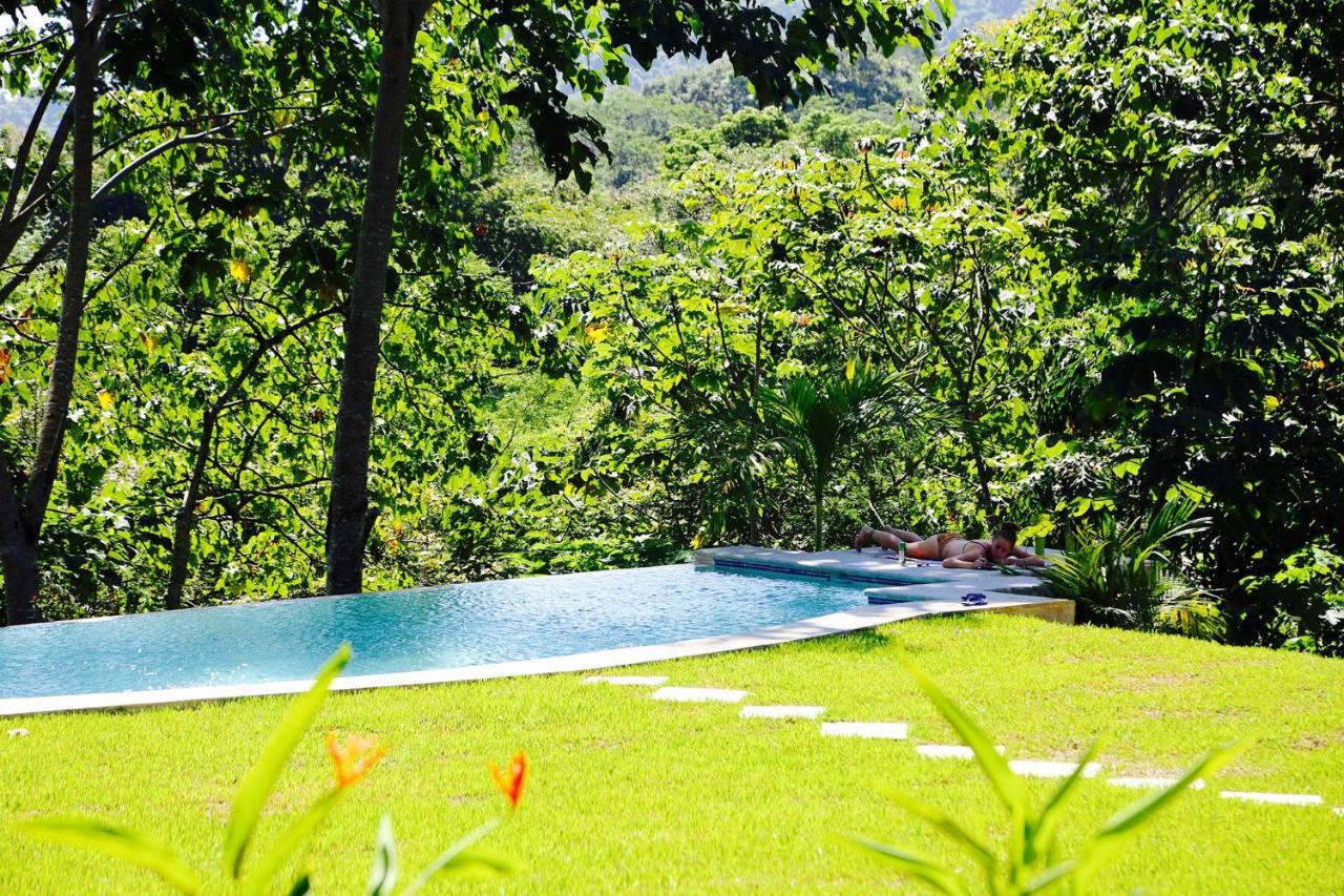 Jungle Lodge At Wild Sun Rescue Center Cabuya  المظهر الخارجي الصورة